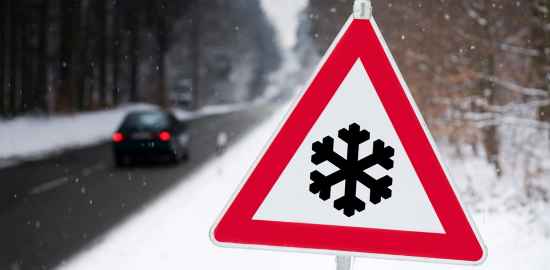 Pneumatici invernali per la tua sicurezza: tempi, modi e regole da seguire per guidare sicuri